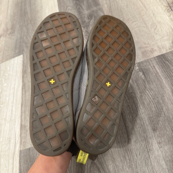 DR .MARTENS Callum 3 Eye Canvas Sneakers Mens 11 Gray Neon Yellow Casual - Picture 7 of 8